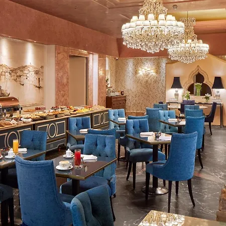 Accademia Otel 4*